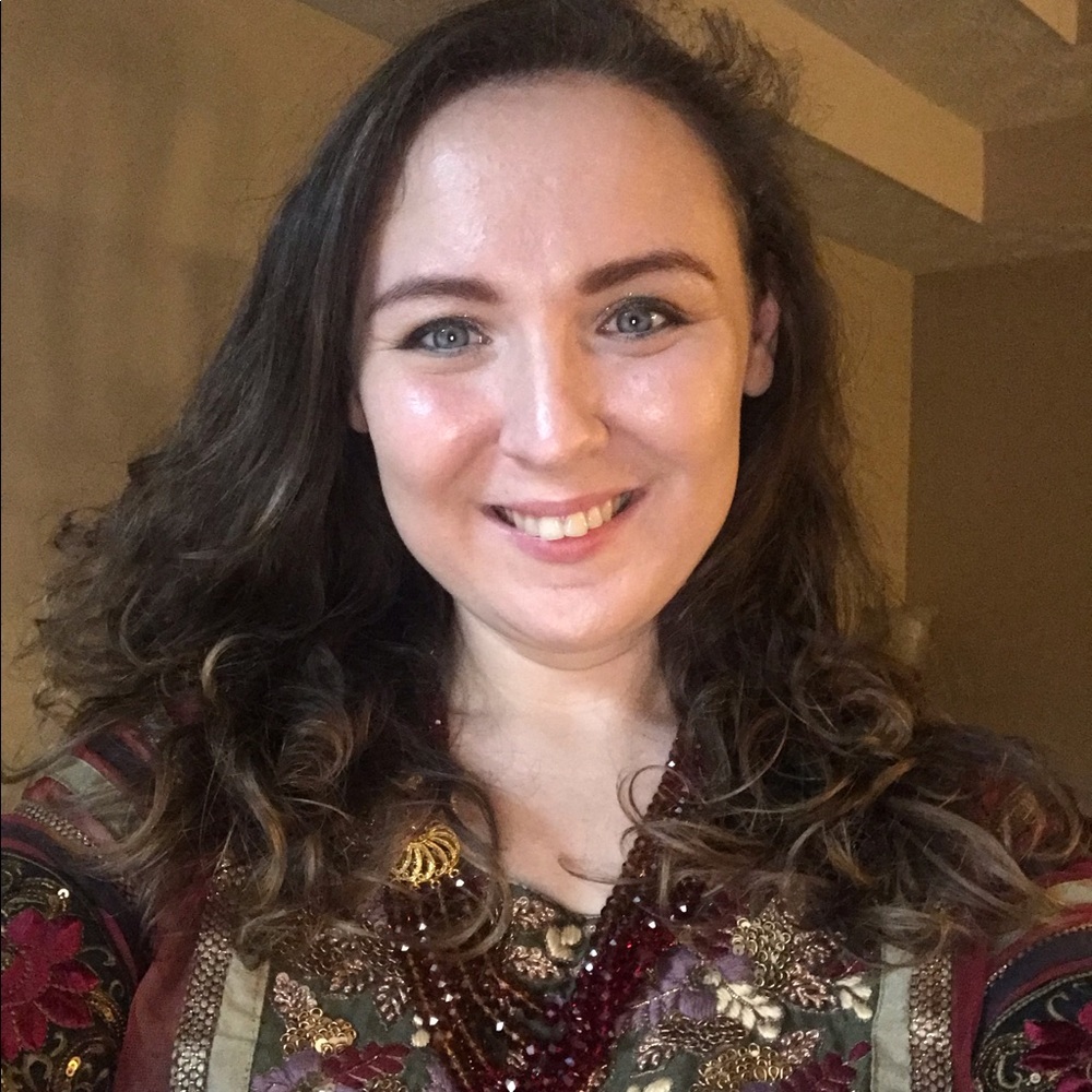 Meet your Posher, Alina